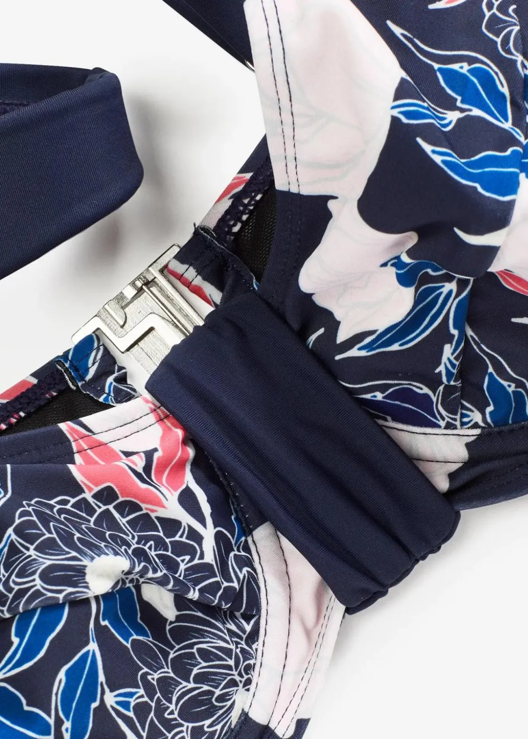 Damen bonprix Große Cups D-F|Nachhaltigere Materialien|Minimizer-Bikinioberteil mit gepolsterten Trägern