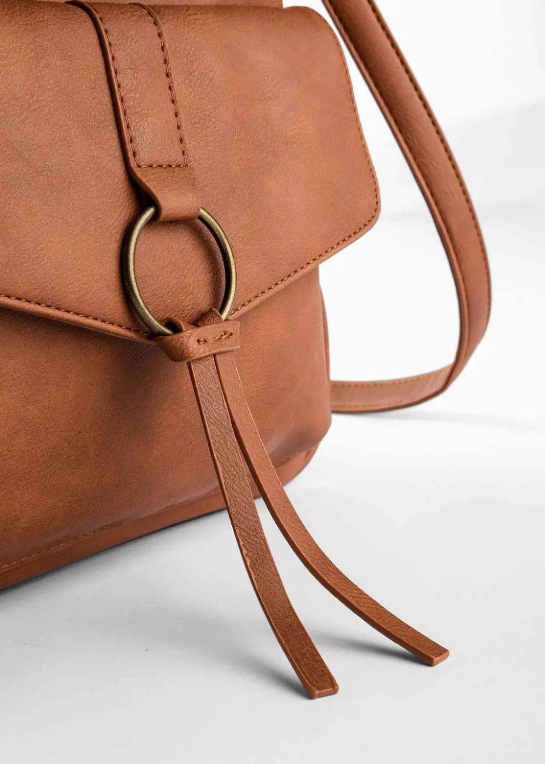 Damen bonprix Taschen|Mittelgroße Umhängetasche mit Schnallendetail