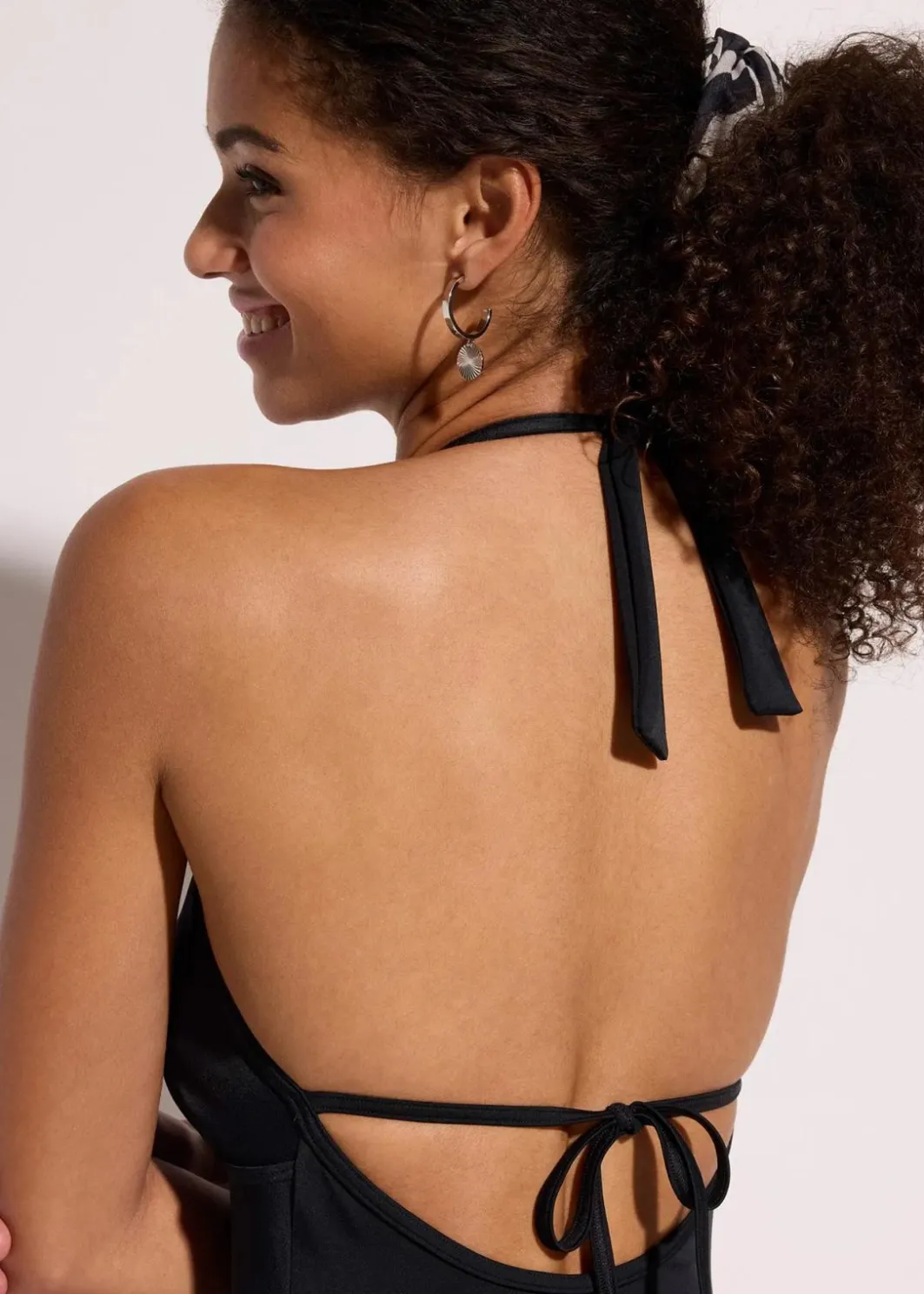 New Neckholder-Badeanzug mit tiefem Ausschnitt Damen Nachhaltigere Materialien|Badeanzüge