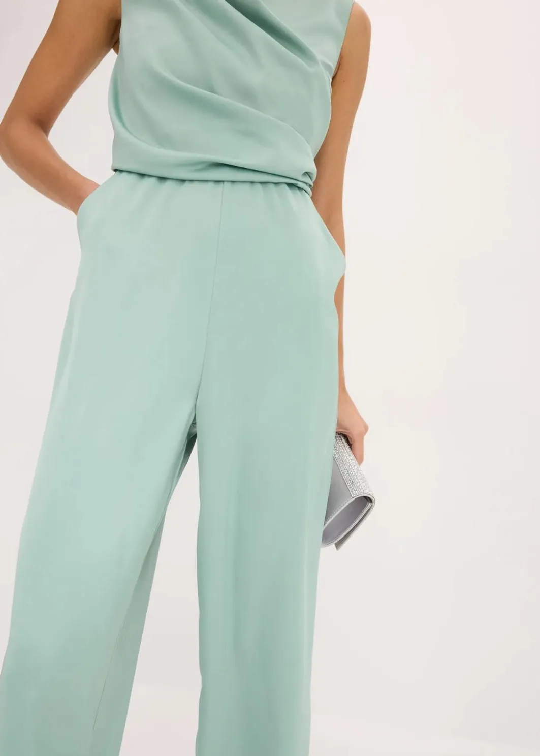Best Overall aus glänzendem Satin Damen Bekleidung·Homewear|Festliche Mode