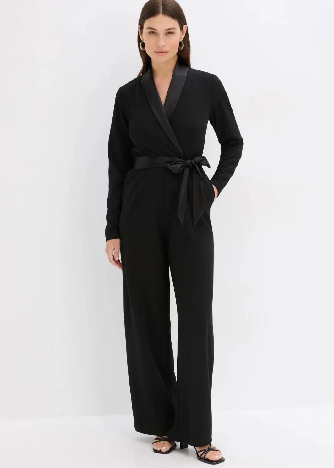 Damen bonprix Bekleidung·Homewear|Festliche Mode|Overall aus strukturiertem Crepe mit Satin-Einsatz