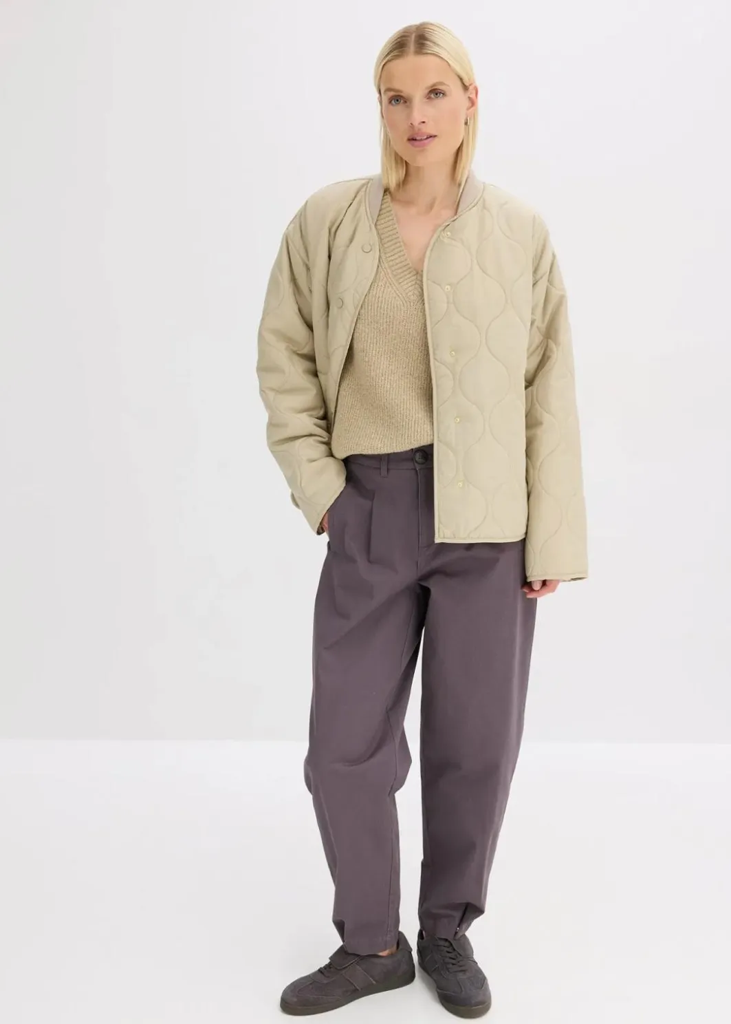 Outlet Oversize-Pullover mit V-Ausschnitt Damen Bekleidung·Umstandsmode|Strickmode