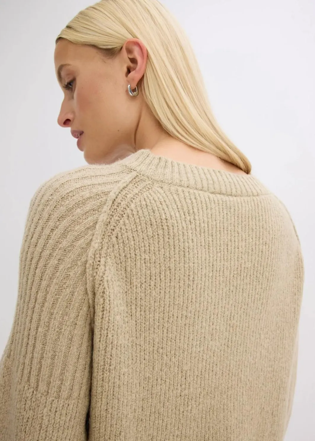 Outlet Oversize-Pullover mit V-Ausschnitt Damen Bekleidung·Umstandsmode|Strickmode