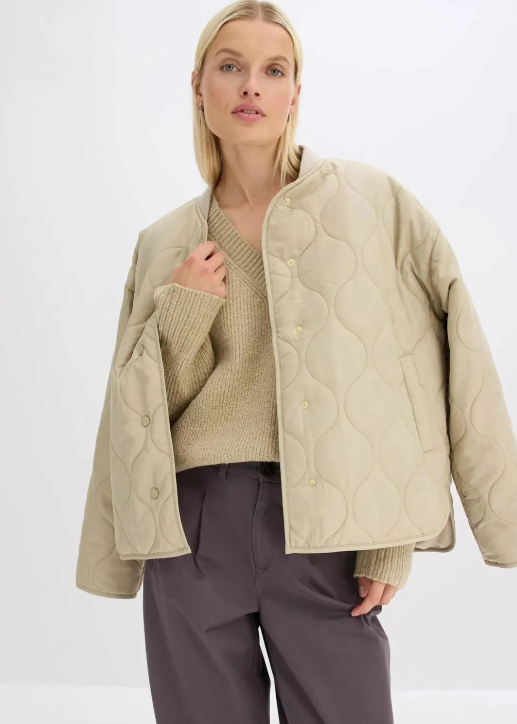 Outlet Oversize-Pullover mit V-Ausschnitt Damen Bekleidung·Umstandsmode|Strickmode