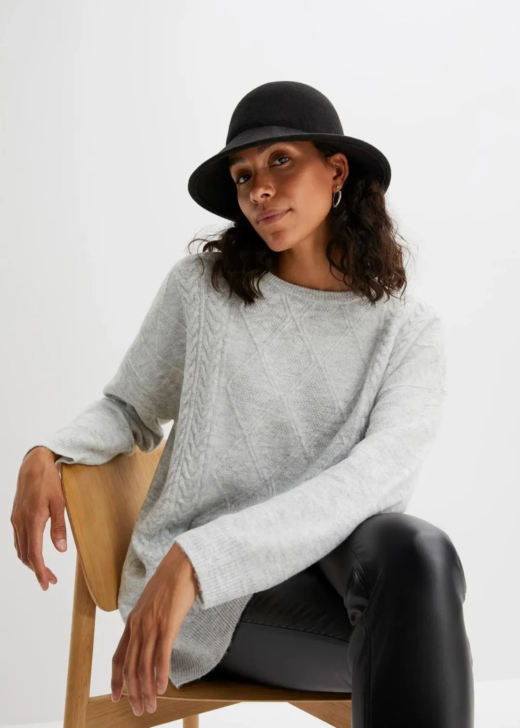 Online Oversize-Pullover mit Zopfmuster Damen Bekleidung·Umstandsmode|Bekleidung·Jeans