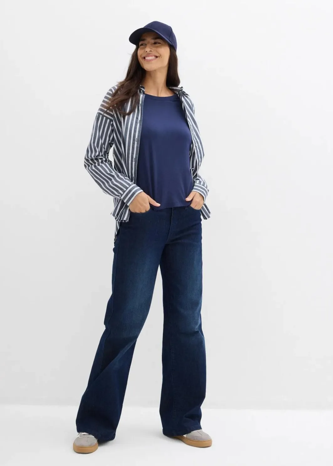 New Oversize-Shirt aus fließendem Viskose-Elasthan-Mix Damen Shirts & Tops