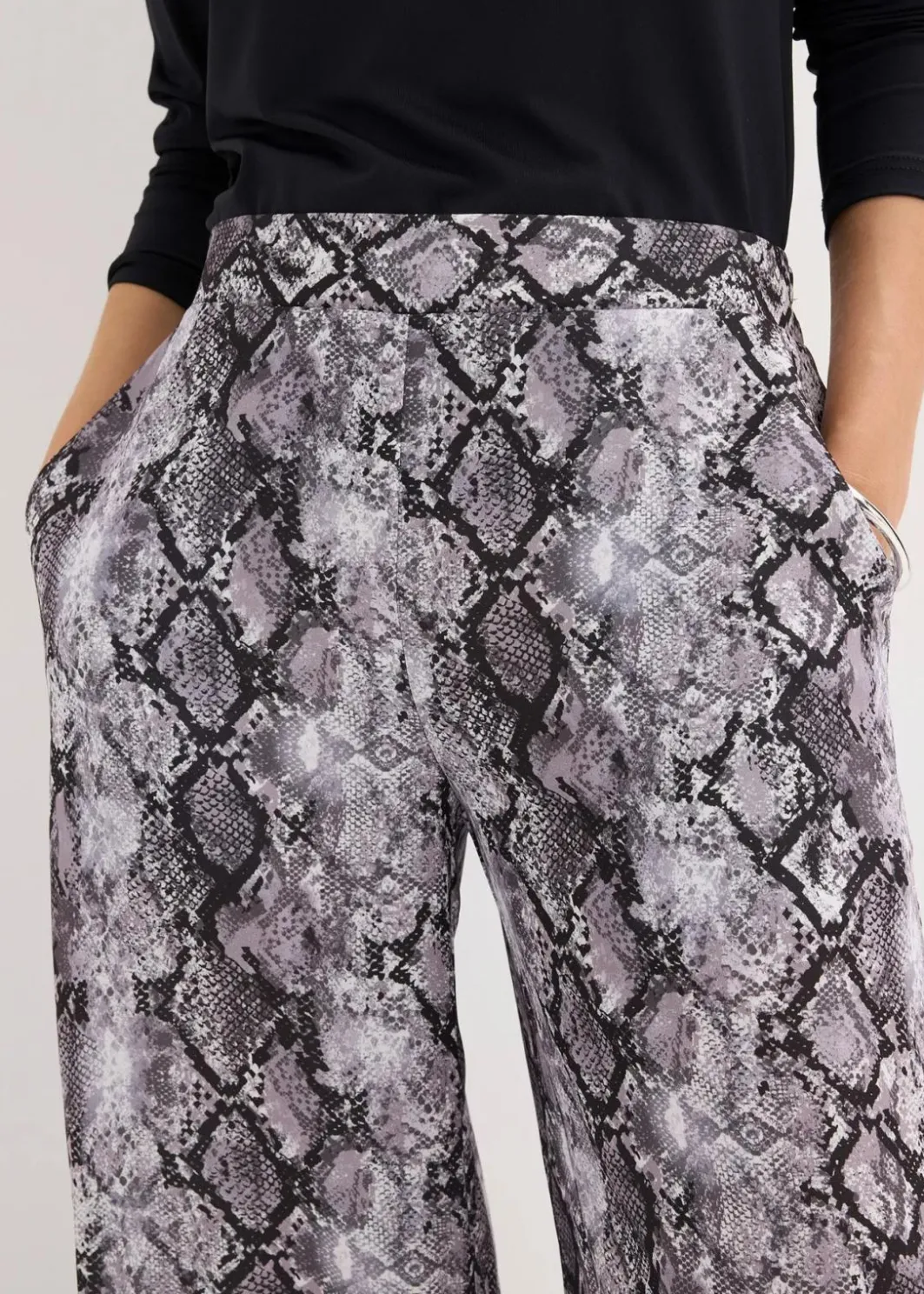 Online Palazzo-Hose Damen Bekleidung·Kleider|Nachhaltigere Materialien