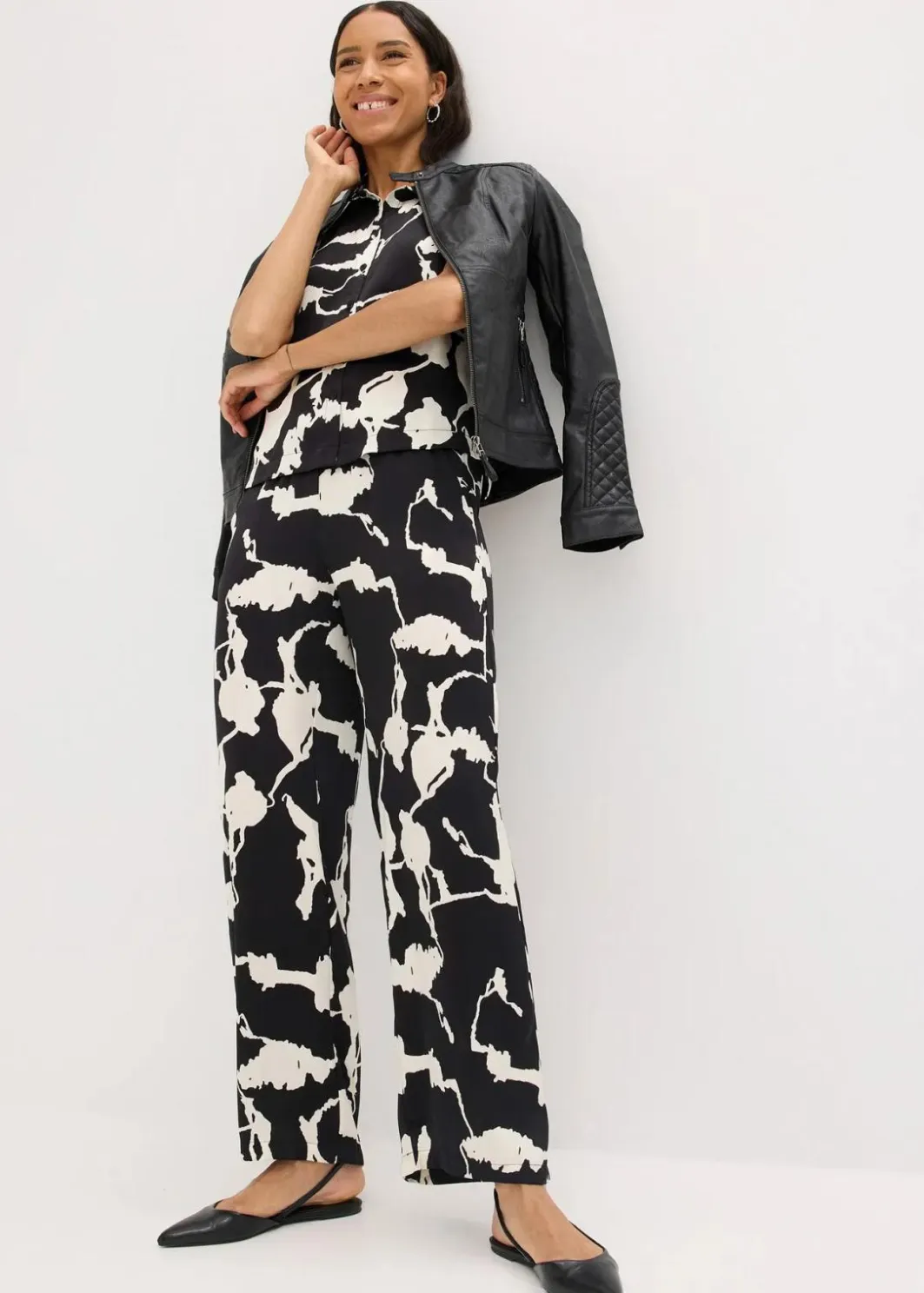 Damen bonprix Bekleidung·Kleider|Zweiteiler & Sets|Palazzo-Hose aus fließendem Satin
