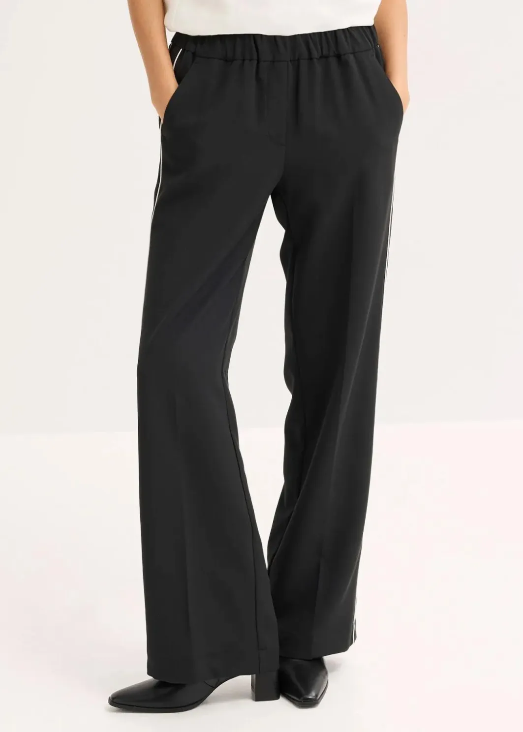 New Palazzo-Hose mit Zierstreifen Damen Bekleidung·Kleider|Hosen