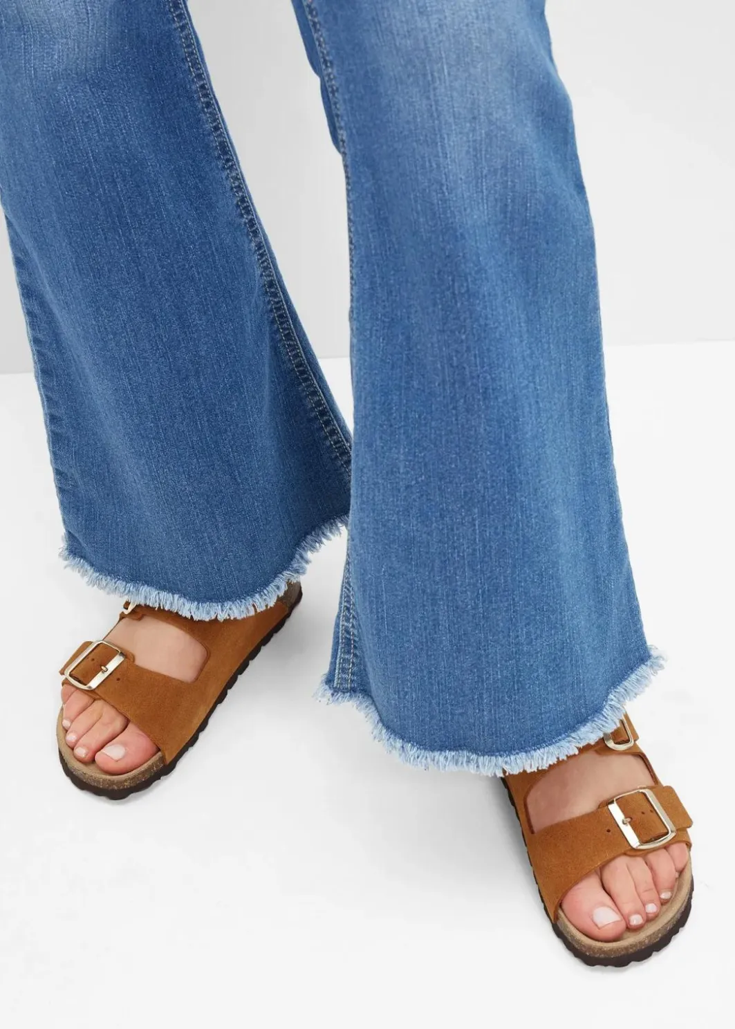 Damen bonprix Sommerschuhe|Nachhaltigere Materialien|Pantoletten aus Veloursleder