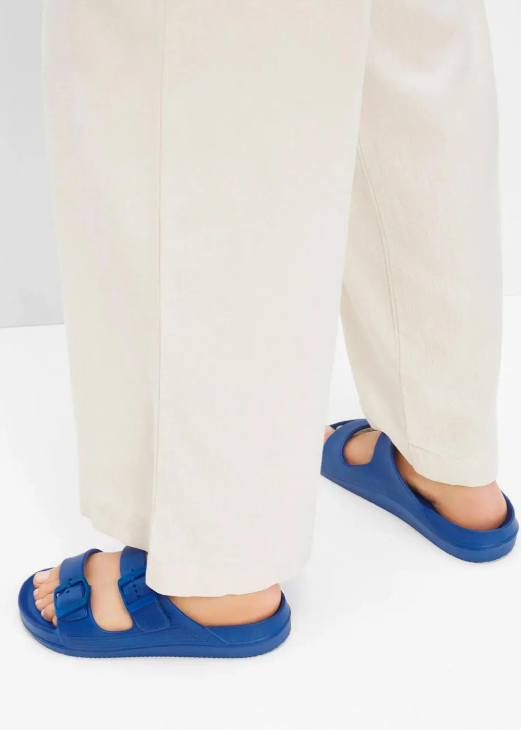Damen bonprix Strandmode|Sommerschuhe|Pantoletten aus wasserabweisendem Material