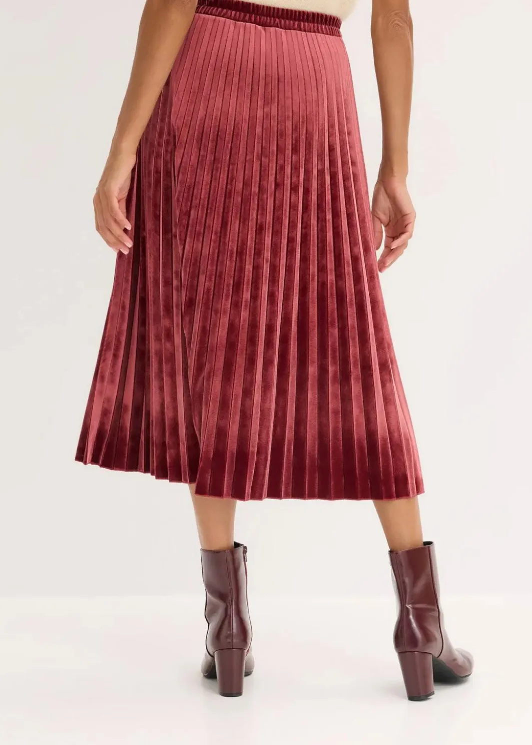 New Plissée-Rock aus softem Samt Damen Bekleidung·Sportbekleidung|Röcke