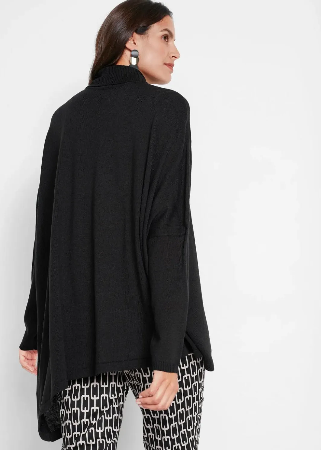 Damen bonprix Bekleidung·Umstandsmode|Bekleidung·Jeans|Poncho-Rollkragenpullover mit asymmetrischem Schnitt