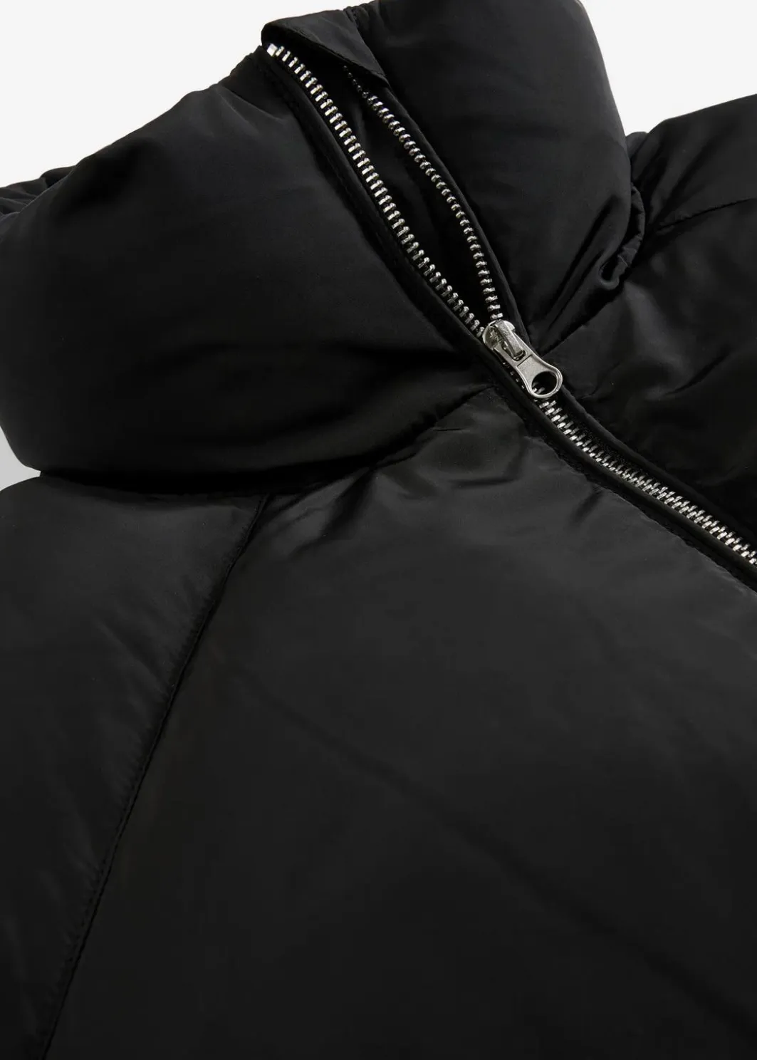Damen bonprix Bekleidung·Hosen|Nachhaltigere Materialien|Puffer-Jacket