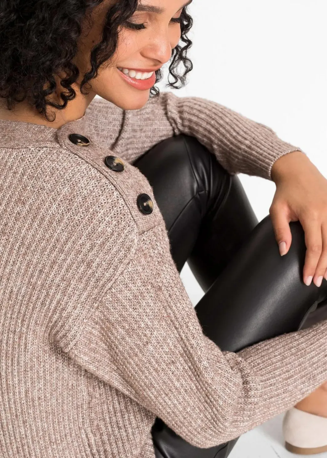 Outlet Pullover mit Knöpfen Damen Bekleidung·Umstandsmode|Strickmode