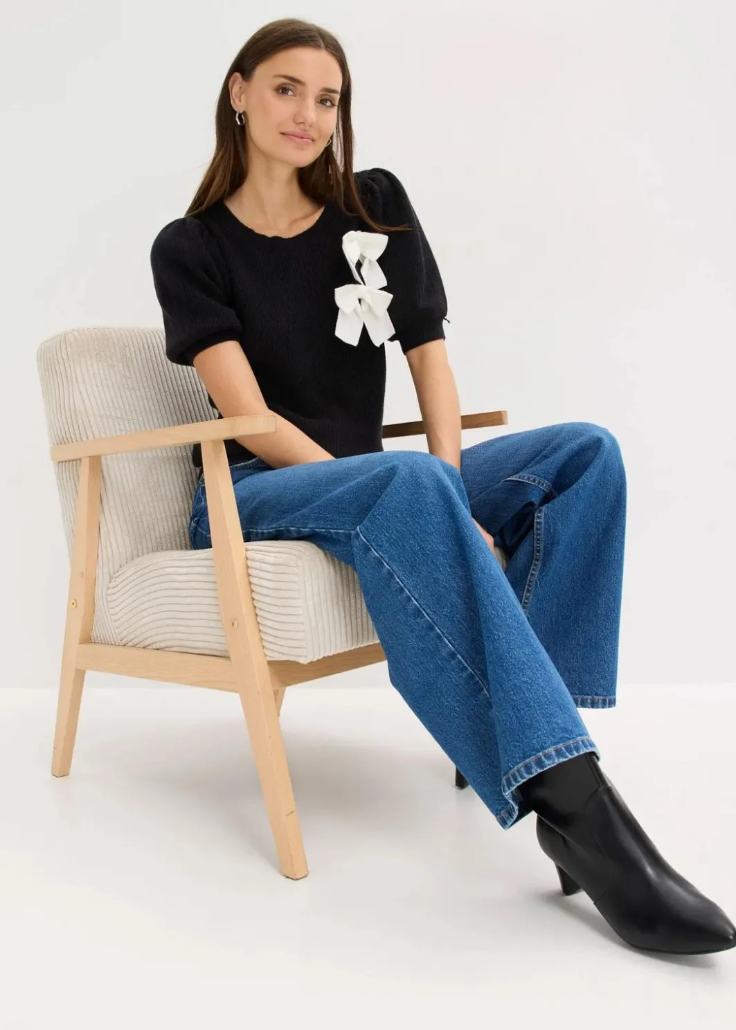 Damen bonprix Bekleidung·Umstandsmode|Bekleidung·Jeans|Pullover mit Schleifen-Applikation