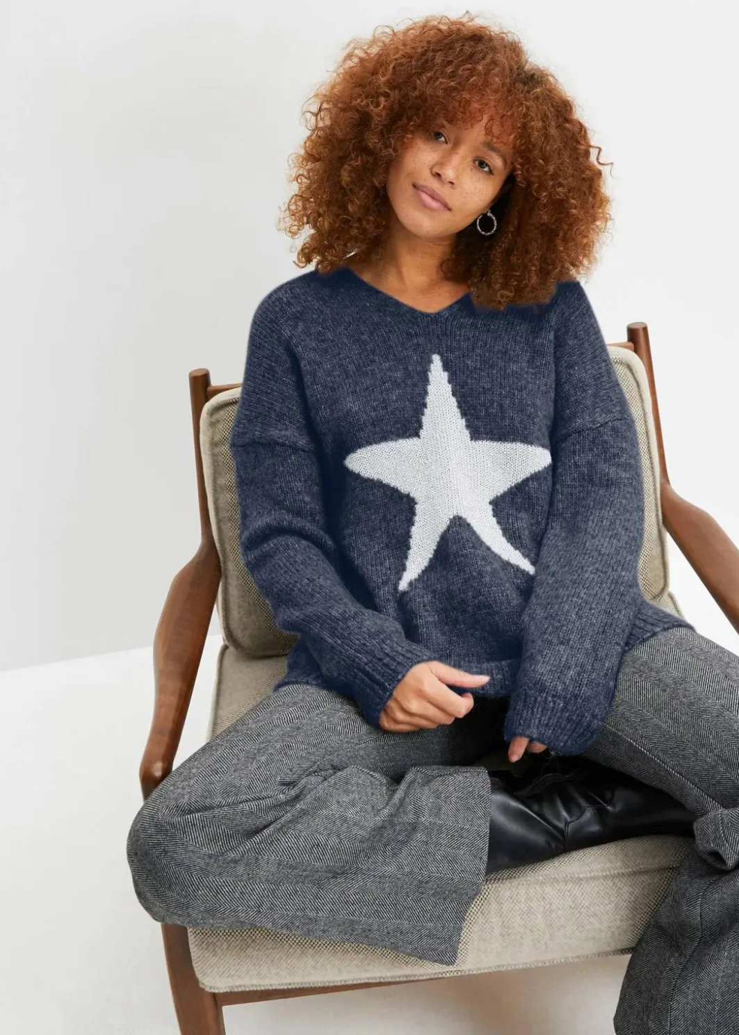 New Pullover mit Stern Damen Bekleidung·Umstandsmode|Bekleidung·Jeans