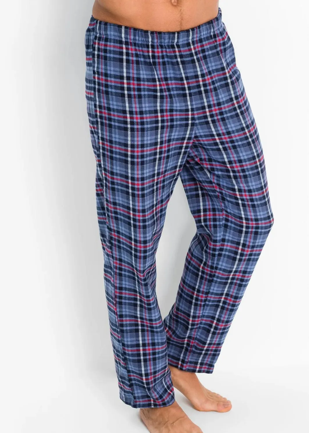 Herren bonprix Pyjamas|Große Größen|Pyjama aus weichem Flanell mit Knopfleiste und langen Ärmeln.