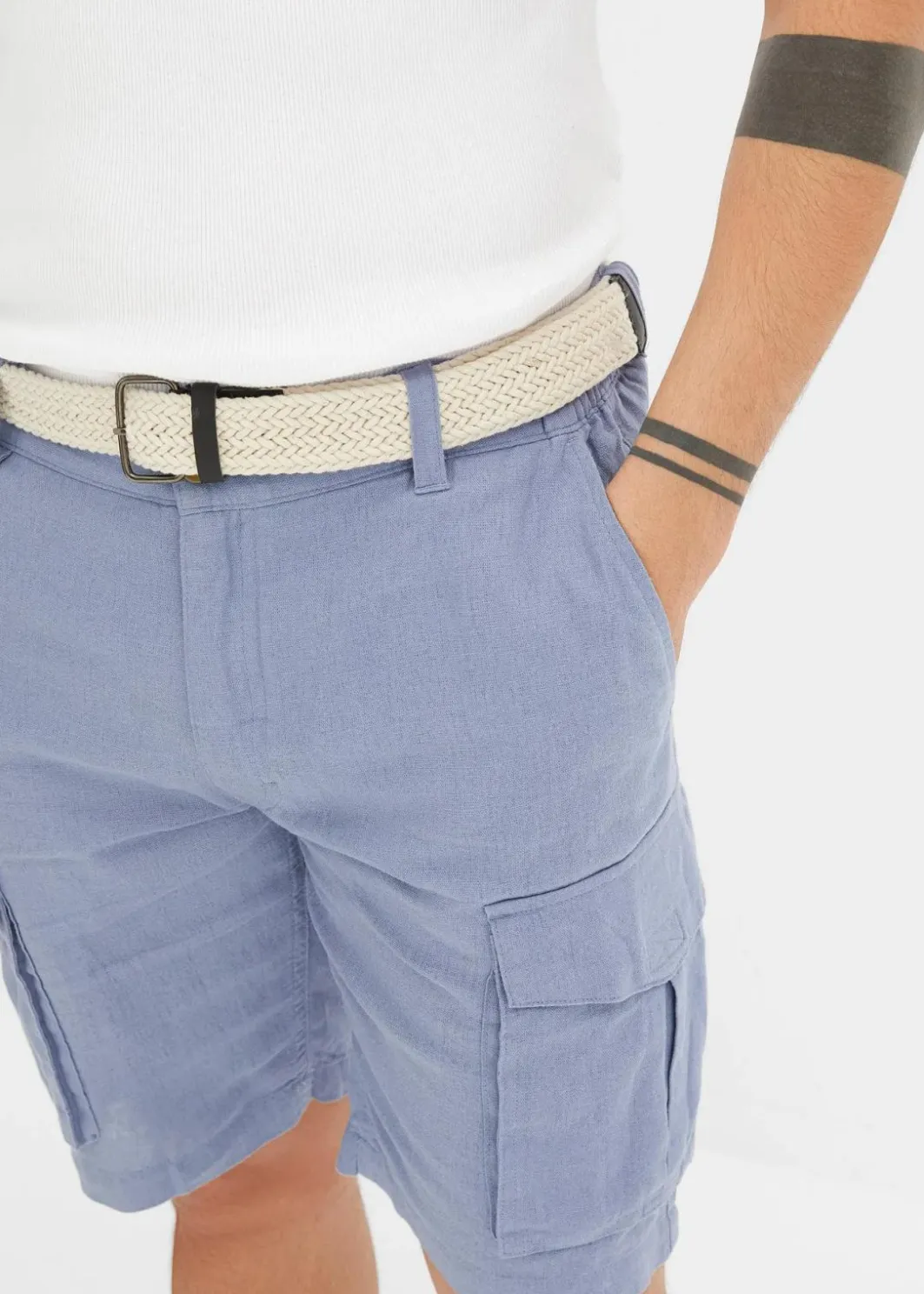 Clearance Regular Fit Cargo-Bermuda mit Gürtel aus luftigem Leinen-Mix Herren Hosen|Basics
