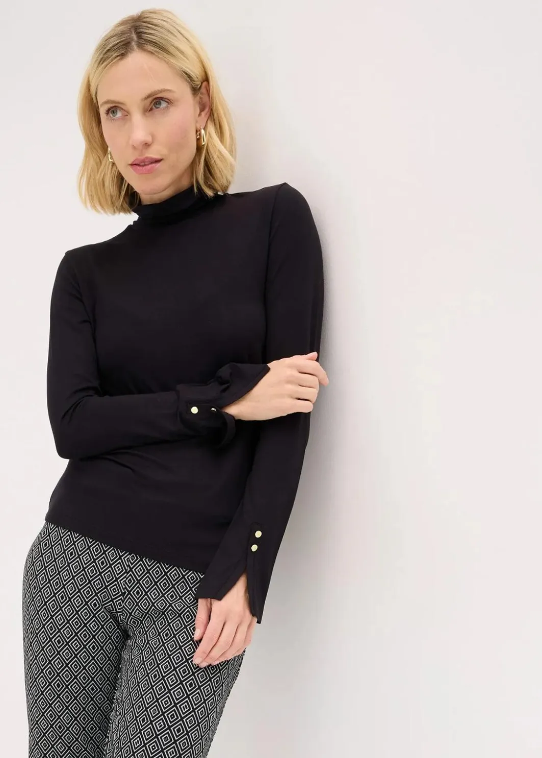 Best Rollkragenshirt mit dekorativen Knöpfen Damen Shirts & Tops