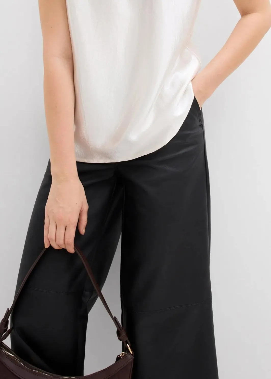 Damen bonprix Bekleidung·Jacken & Mäntel|Blusen & Tuniken|Satin Blusentop mit halbhohem Kragen