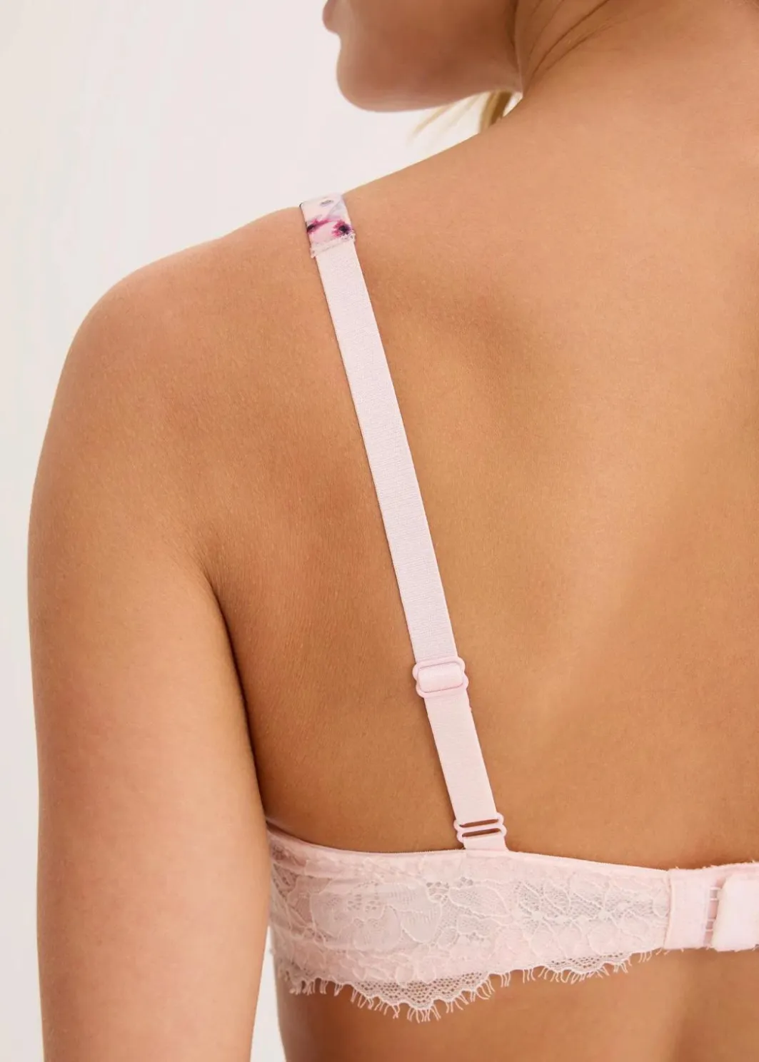 Damen bonprix Große Cups D-H|Bhs|Schalen-BH aus glänzendem Material