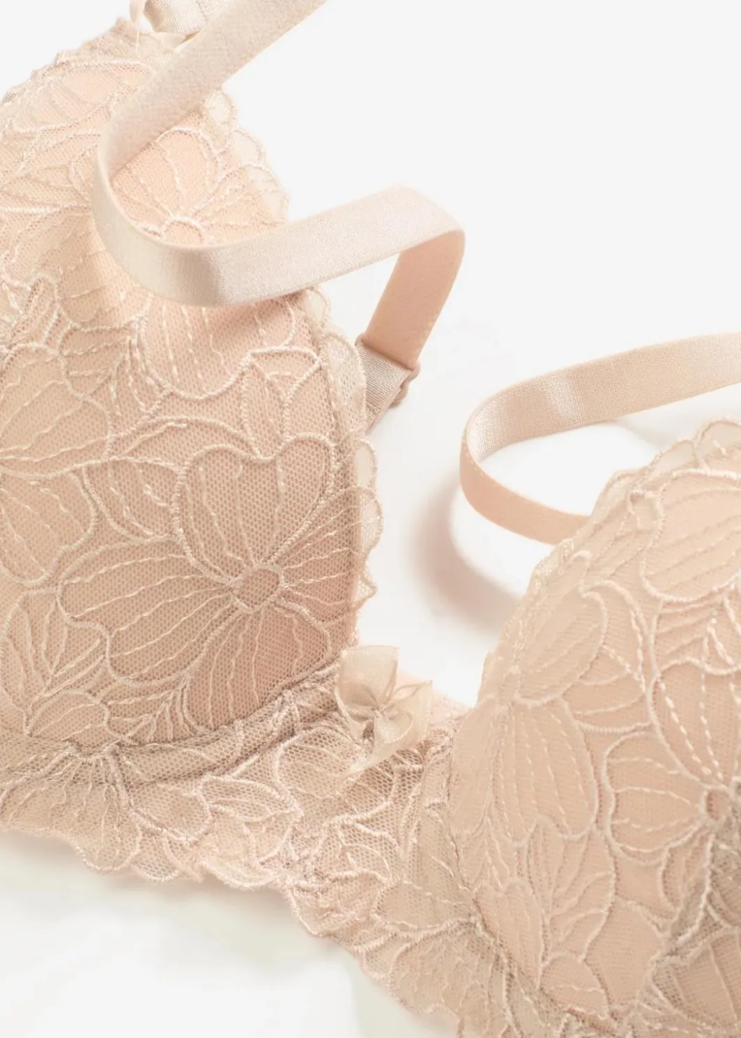 Damen bonprix Große Cups D-H|Bhs|Schalen-BH mit blumiger Stickerei