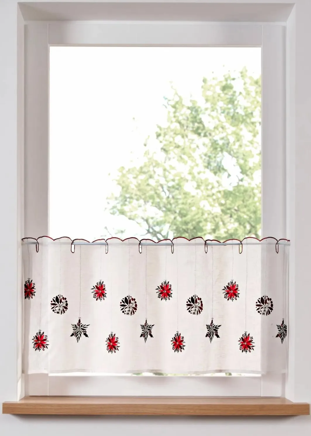 bonprix Scheibengardinen|Weihnachtsdeko & -Textilien·Gardinen|Scheibengardine mit weihnachtlicher Stickerei