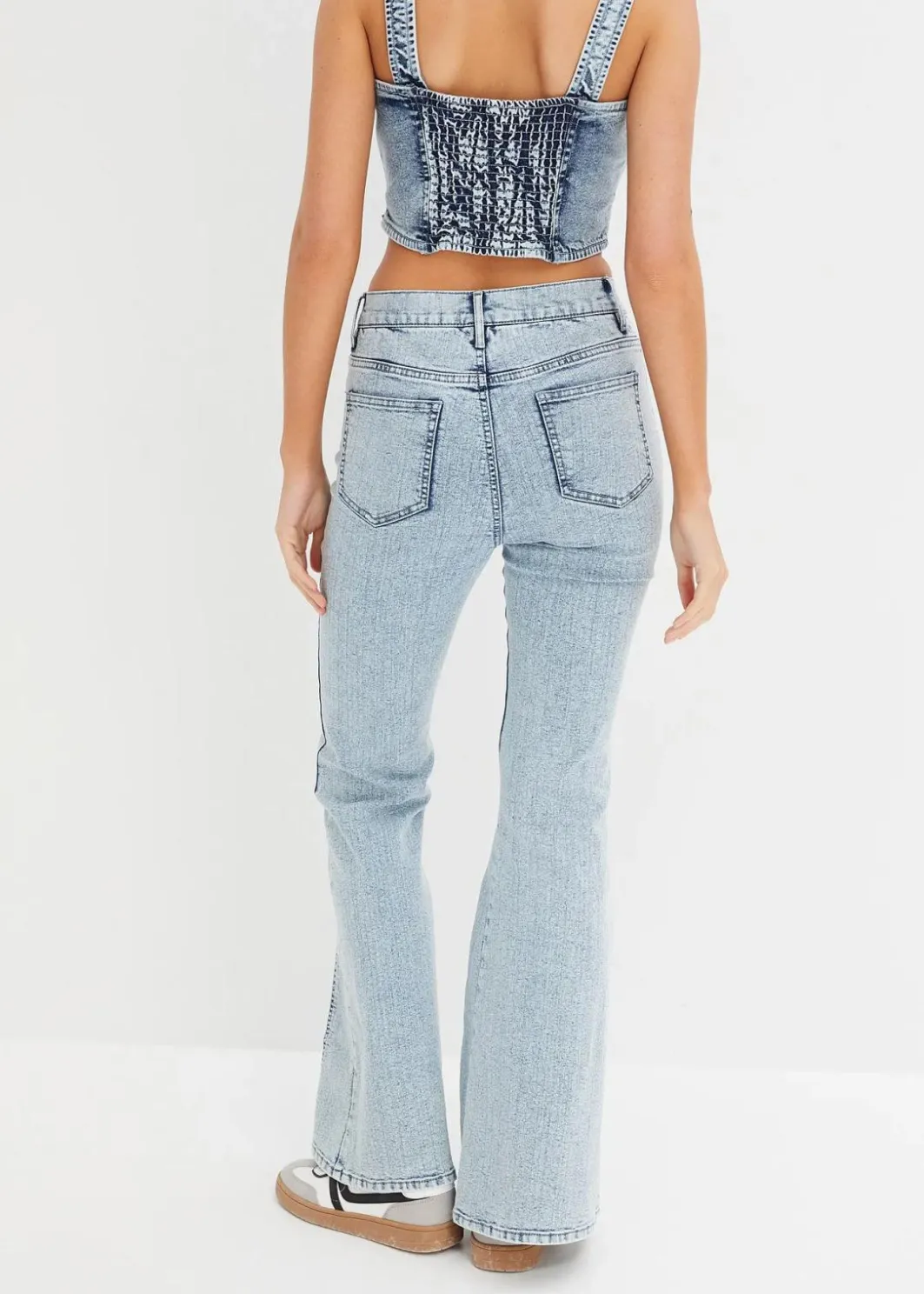 Damen bonprix Bekleidung·Shirts & Tops|Jeans|Schlagjeans High Waist