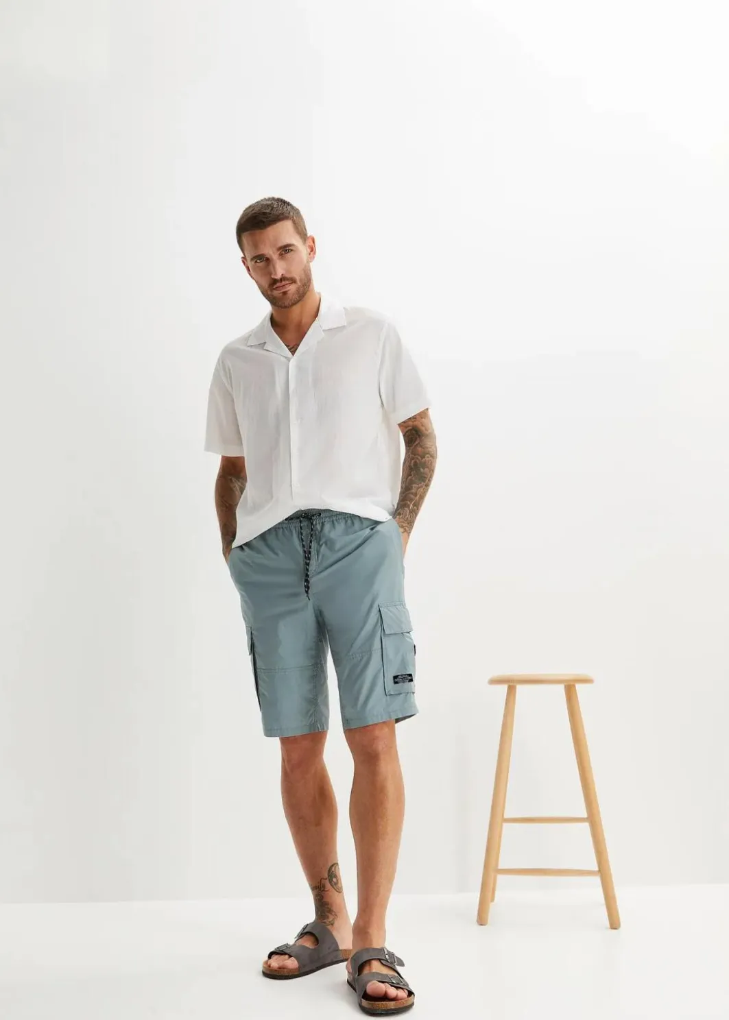 New Schlupf-Cargo-Bermuda, Regular Fit Herren Hosen|Basics