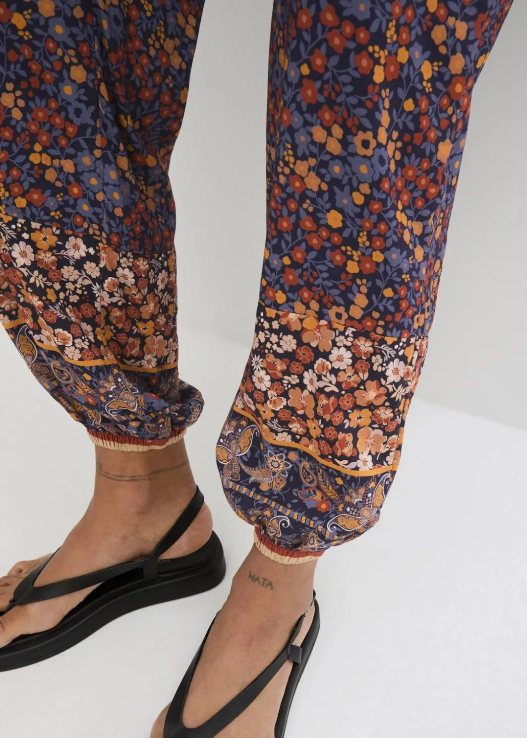 Damen bonprix Bekleidung·Kleider|Hosen|Schlupfhose aus fließender Viskose