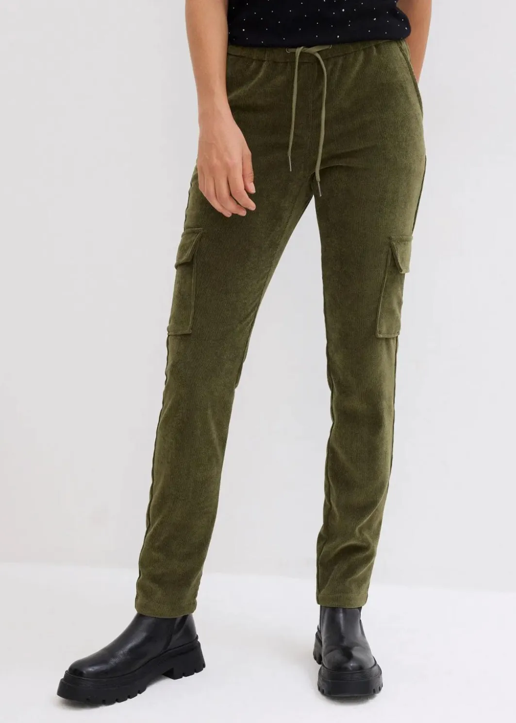 Damen bonprix Bekleidung·Kleider|Hosen|Schlupfhose aus Samt-Cord