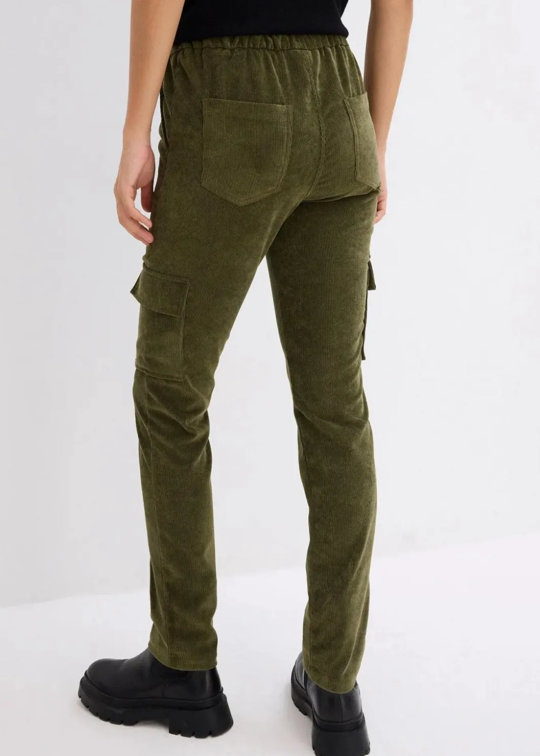Damen bonprix Bekleidung·Kleider|Hosen|Schlupfhose aus Samt-Cord