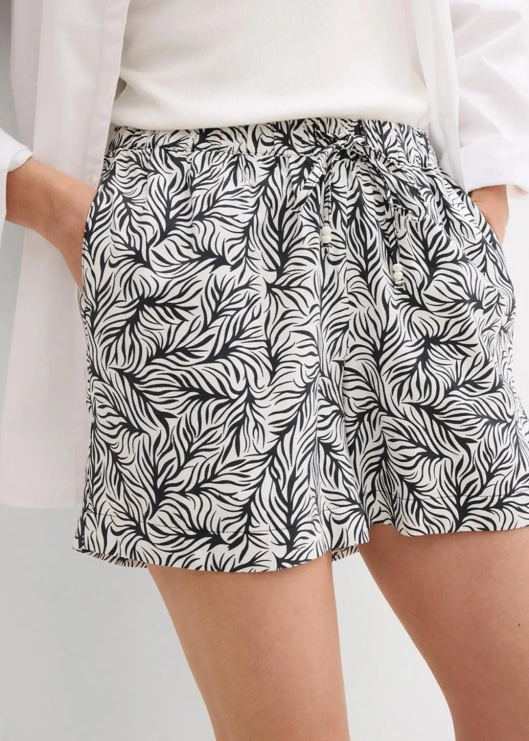Online Schlupf-Shorts Damen Nachhaltigere Materialien|Hosen