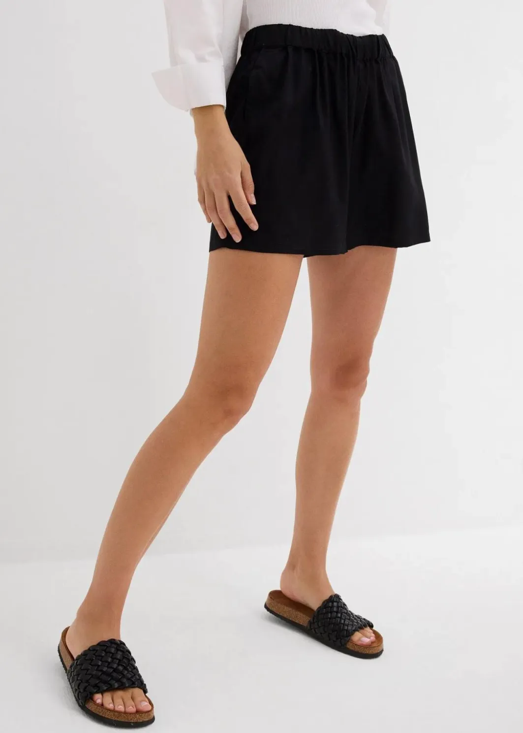 Online Schlupf-Shorts aus fließender Viskose Damen Bekleidung·Outdoorbekleidung|Bekleidung·Kleider
