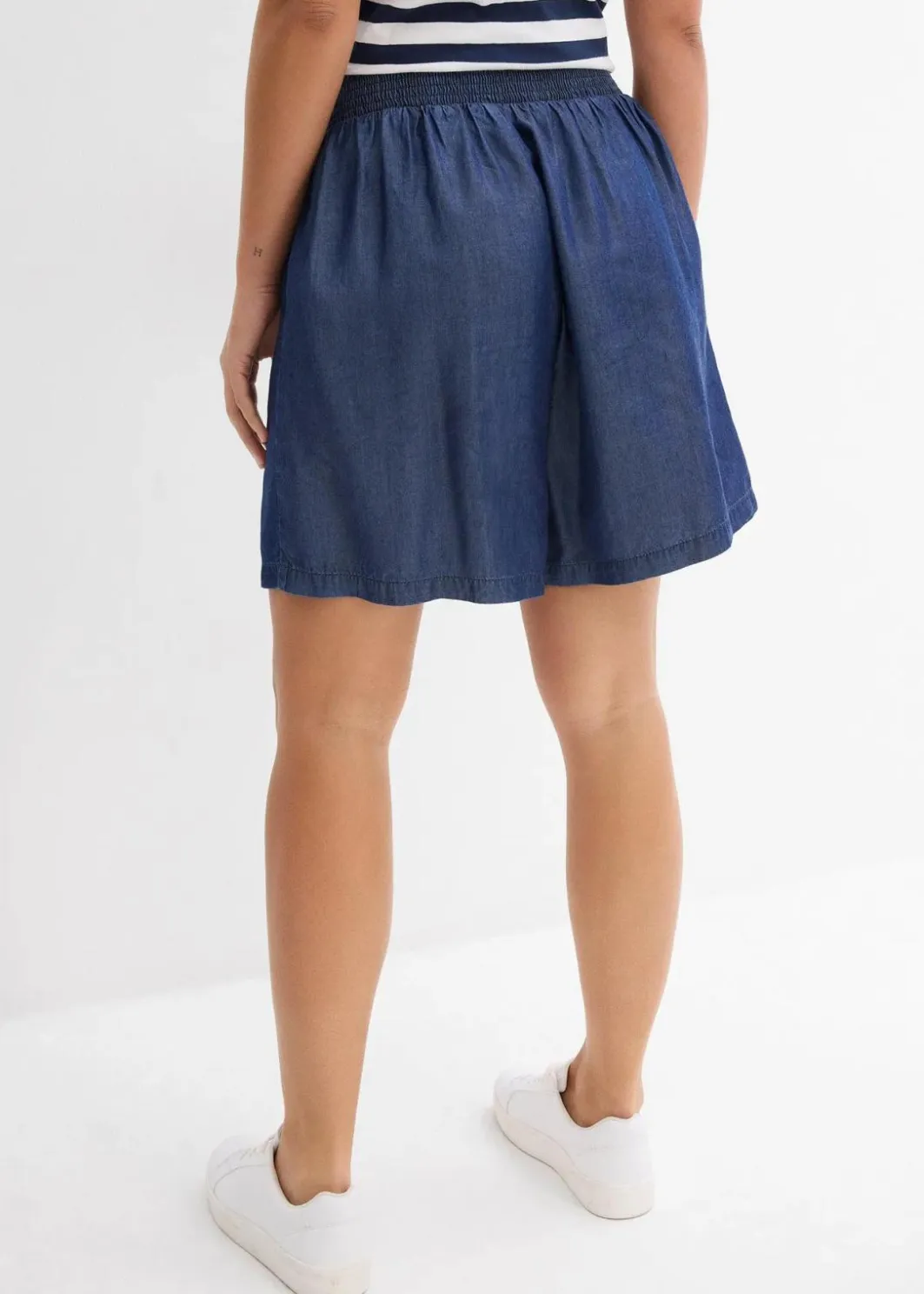 Damen bonprix Bekleidung·Outdoorbekleidung|Bekleidung·Kleider|Schlupf-Shorts mit Smockbund