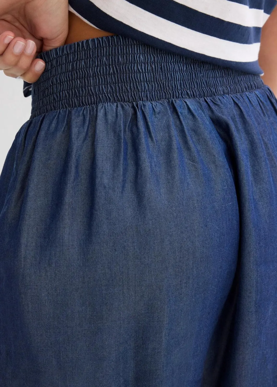 Damen bonprix Bekleidung·Outdoorbekleidung|Bekleidung·Kleider|Schlupf-Shorts mit Smockbund