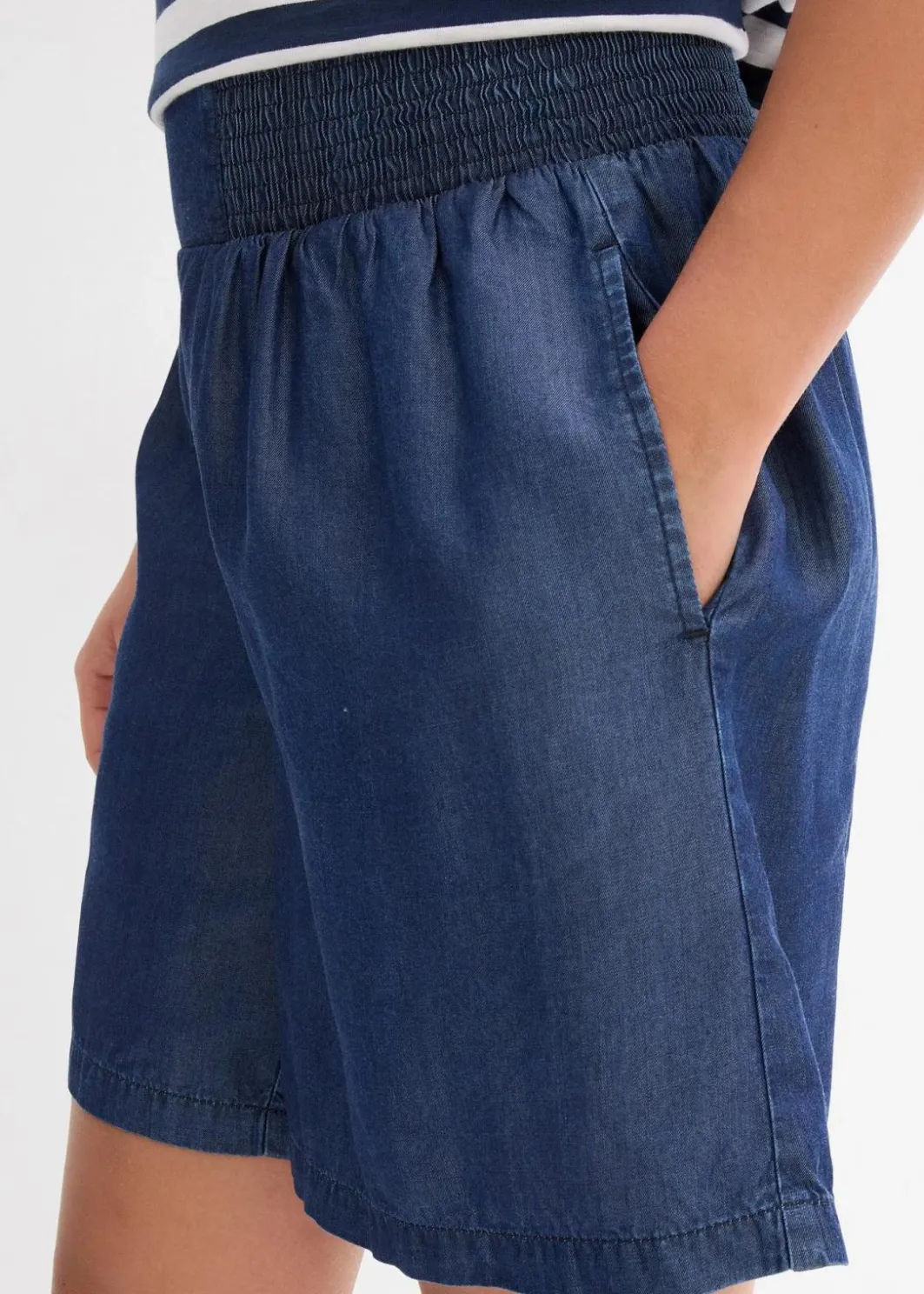 Damen bonprix Bekleidung·Outdoorbekleidung|Bekleidung·Kleider|Schlupf-Shorts mit Smockbund
