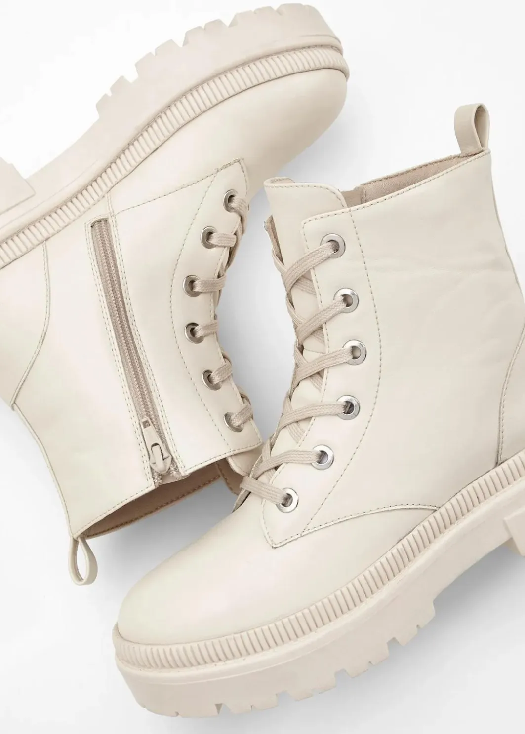 Damen bonprix Boots|Schnürboots mit Profilsohle