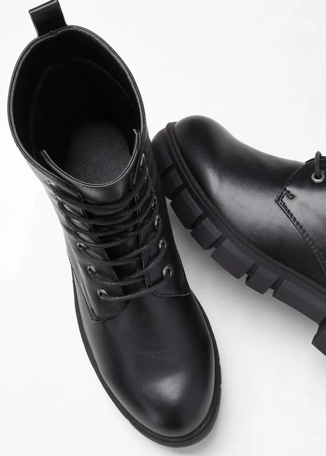 Schnürboots mit Profilsohle Damen Boots