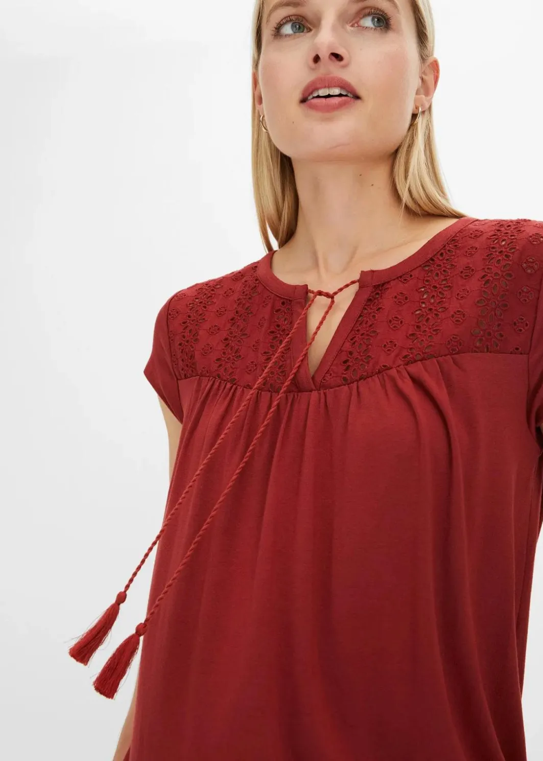 Hot Shirt mit Lochstickerei Damen Shirts & Tops