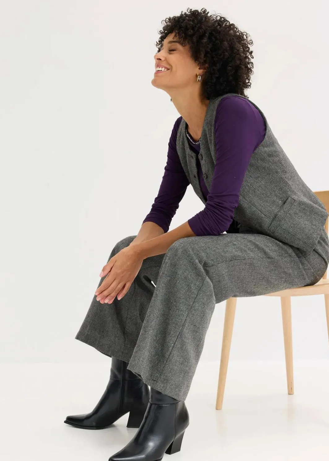 Online Shirt mit Mesheinsatz und Glitzersteinchen Damen Shirts & Tops|Nachhaltigere Materialien