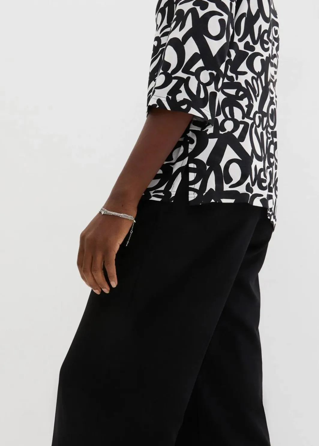 Damen bonprix Nachhaltigere Materialien|Shirts & Tops|Shirt mit Rundhals-Ausschnitt, ¾-Arm