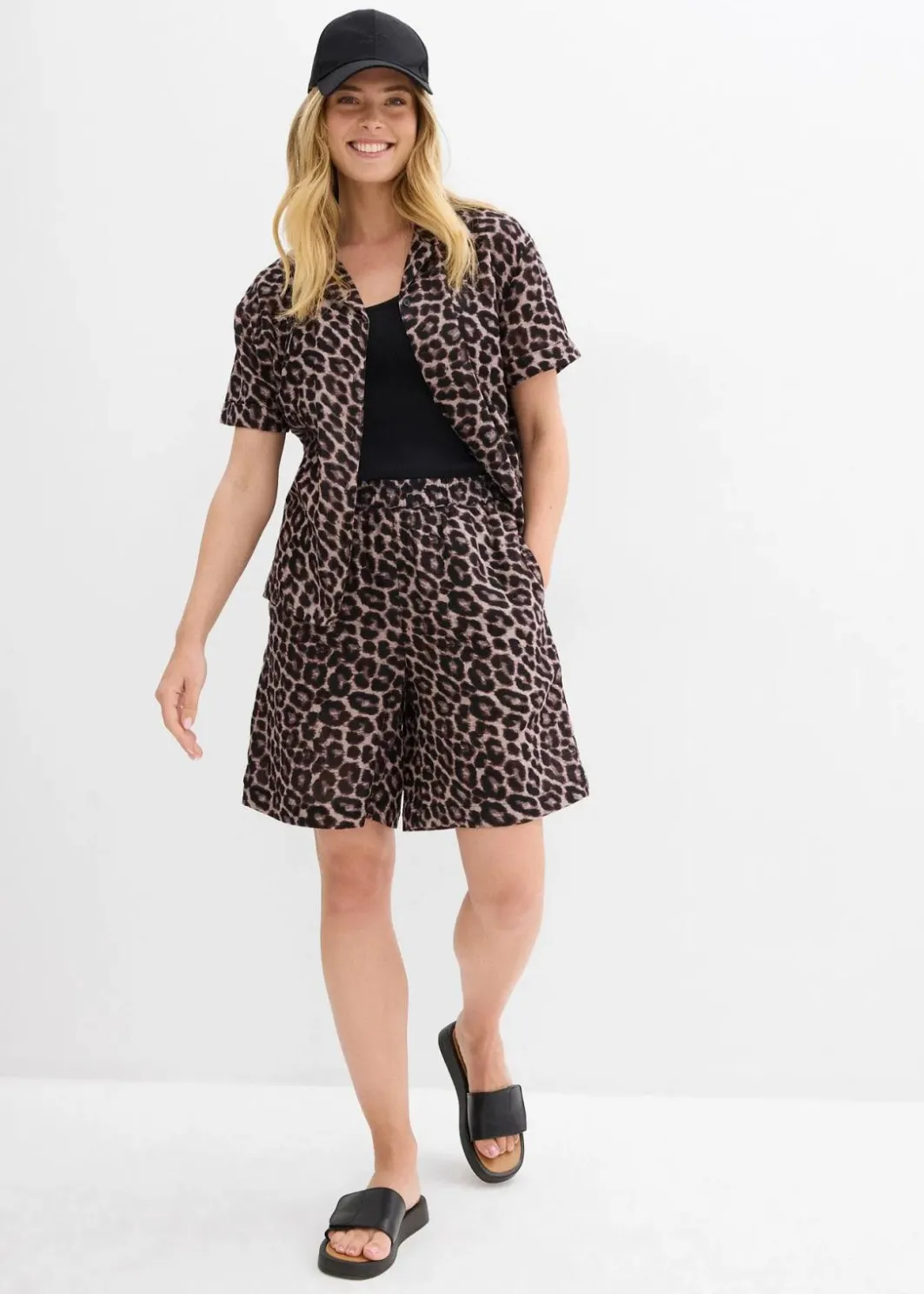 Damen bonprix Bekleidung·Outdoorbekleidung|Bekleidung·Kleider|Shorts aus softem Musselin