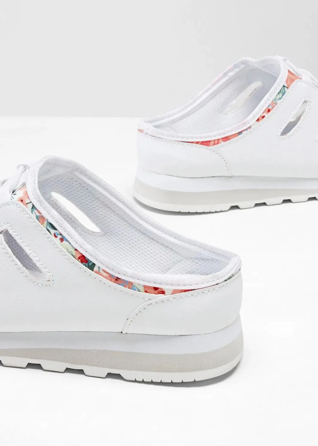 Damen bonprix Slipper & Halbschuhe|Sommerschuhe|Slipper mit Profilsohle