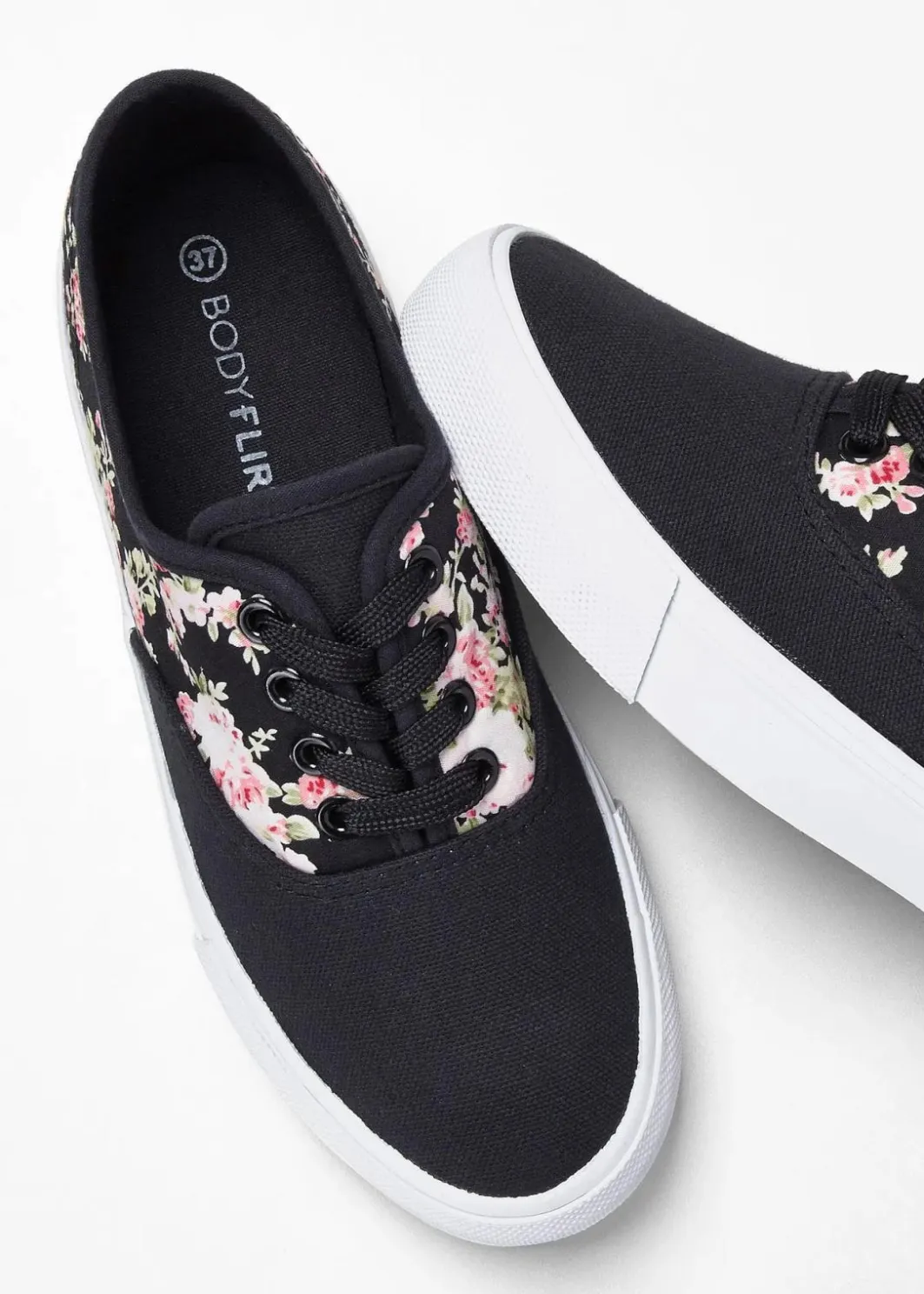 Damen bonprix Sneaker|Schuhe & Accessoires In Spezialgrößen·Schuhe In Übergröße|Sneaker aus Baumwoll-Canvas