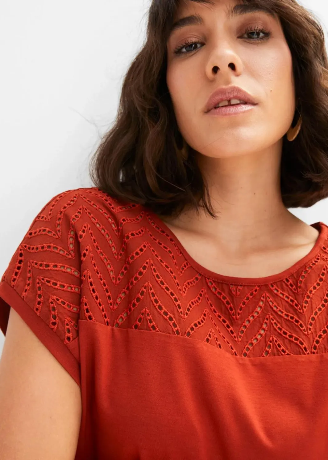 New Spitzenshirt aus softer Viskose Damen Shirts & Tops|Nachhaltigere Materialien