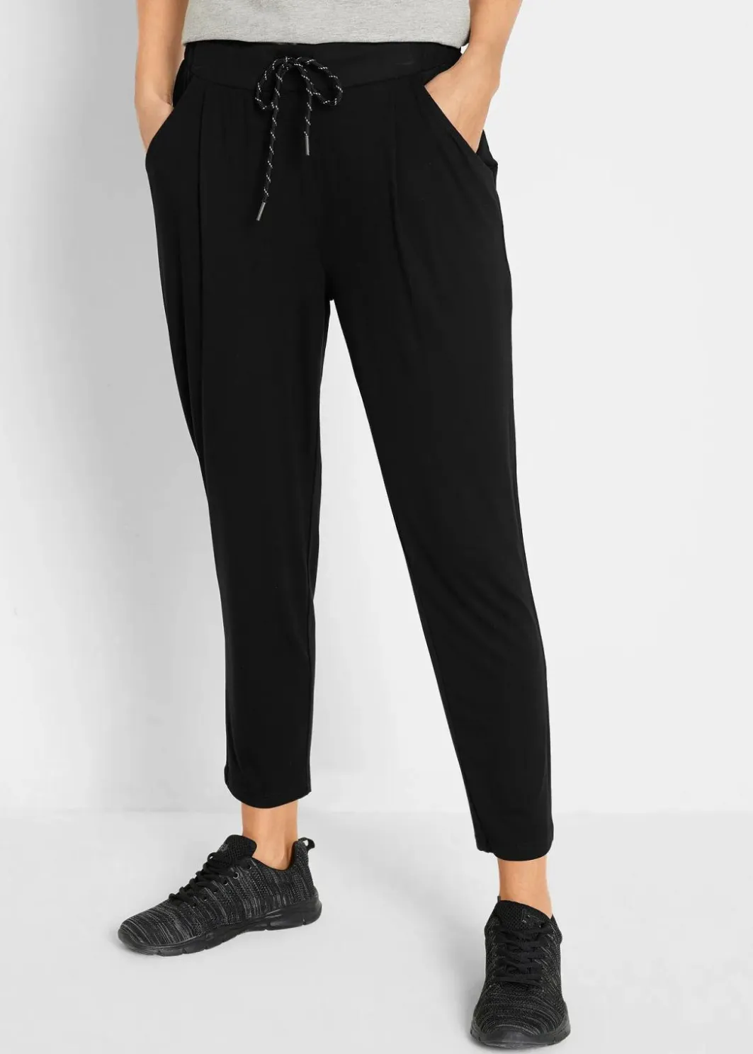 Online Sporthose aus nachhaltiger Viskose, 7/8-Länge Damen Bekleidung·Kleider|Hosen