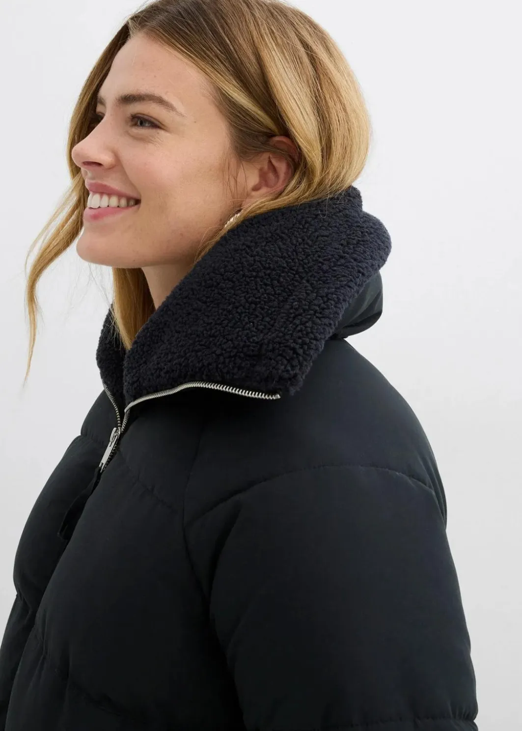 Damen bonprix Bekleidung·Hosen|Jacken & Mäntel|Steppjacke mit Teddykragen