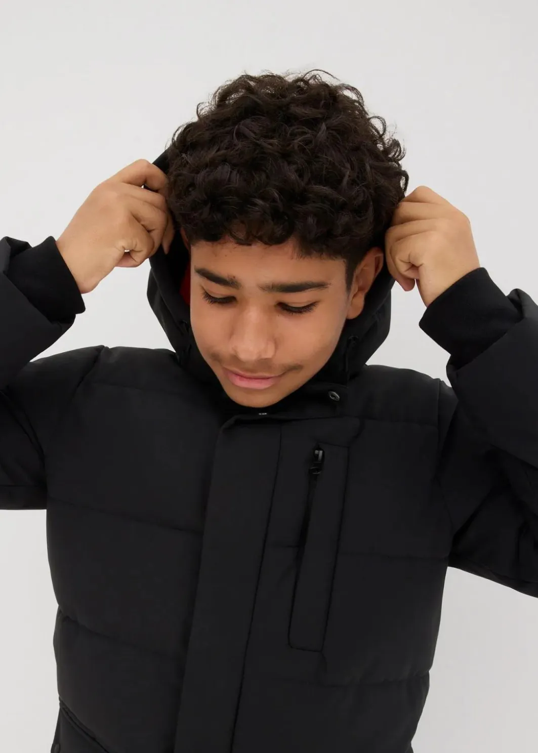 New Stepp-Parka mit sportiven Details und Kapuze Kinder Jungen 9-16 Jahre·Jacken & Outdoor|Jungen 2-8 Jahre·Nachhaltigere Materialien